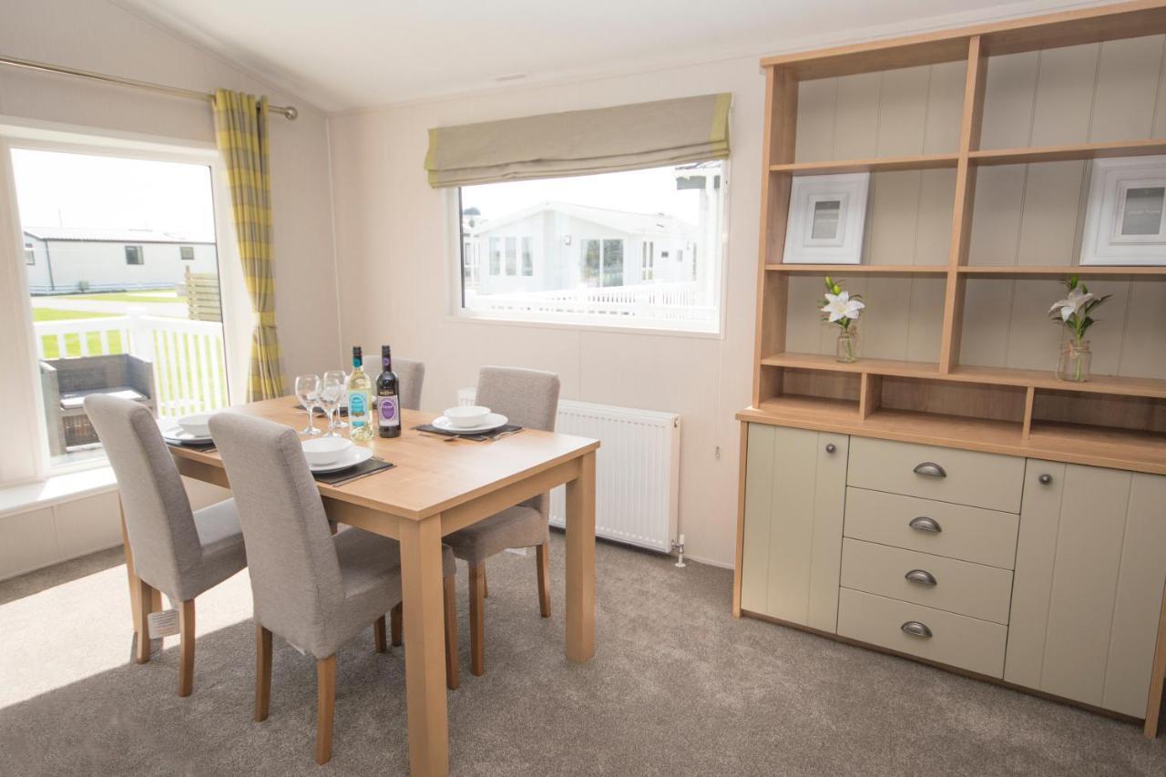 Carlton Meres Holiday Park Rendham Екстериор снимка